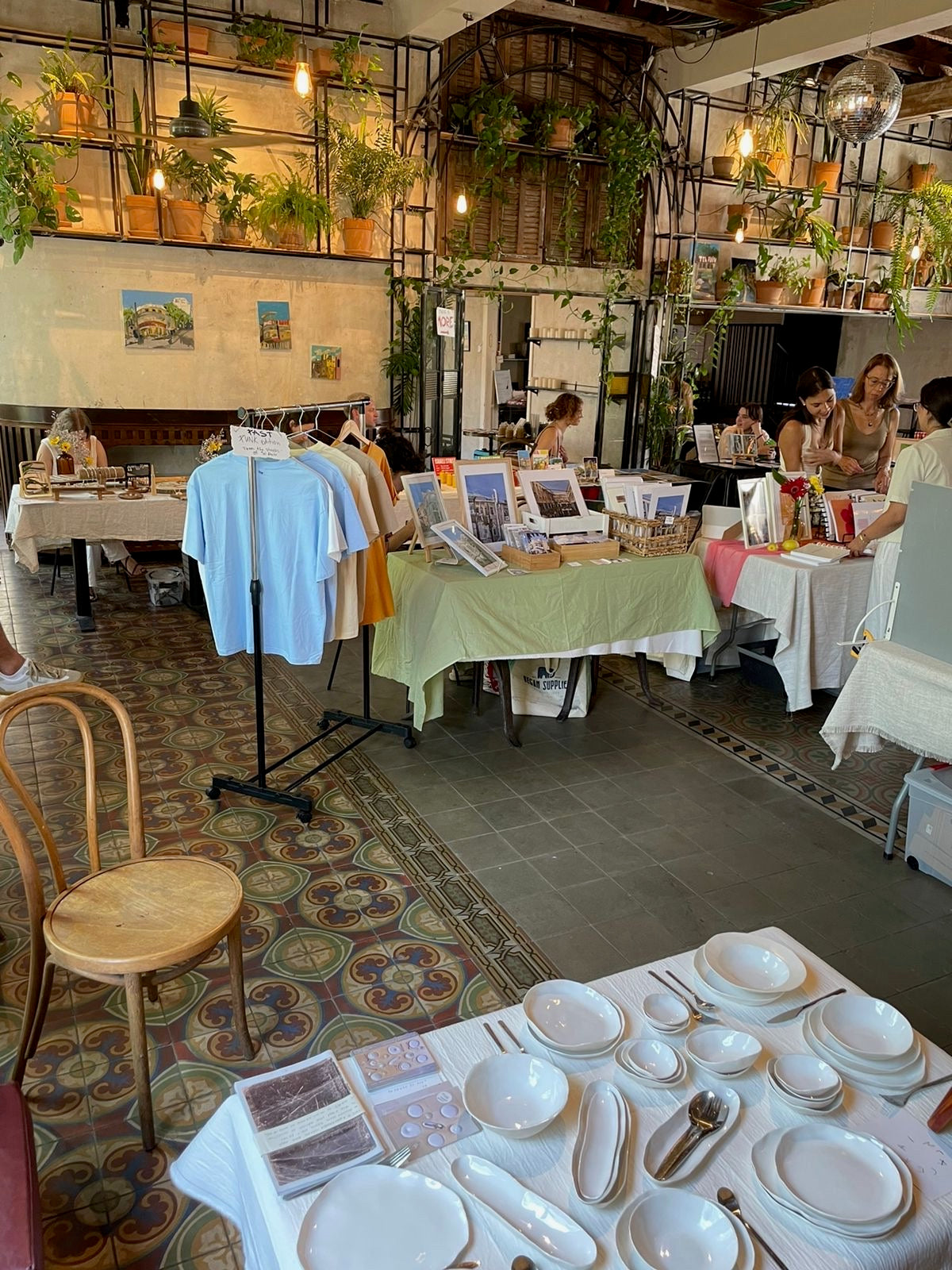 tel aviv pop-up artists market 